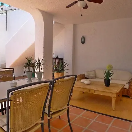 R1262 Betina Nerja