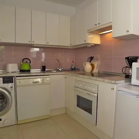 Villa R1262 Betina